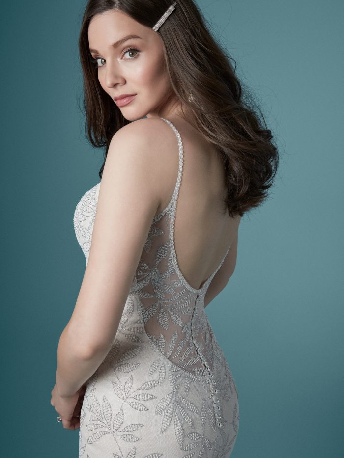 Sparkling Wedding Dresses: Glamorous Gowns for a Dazzling Celebration