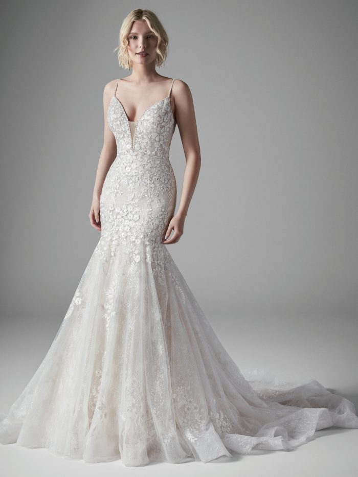 Sparkling Wedding Dresses: Glamorous Gowns for a Dazzling Celebration