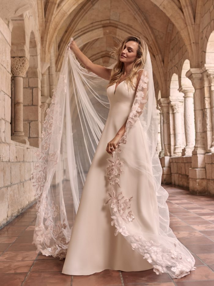 Vintage Wedding Veils: Timeless Elegance for Your Bridal Look