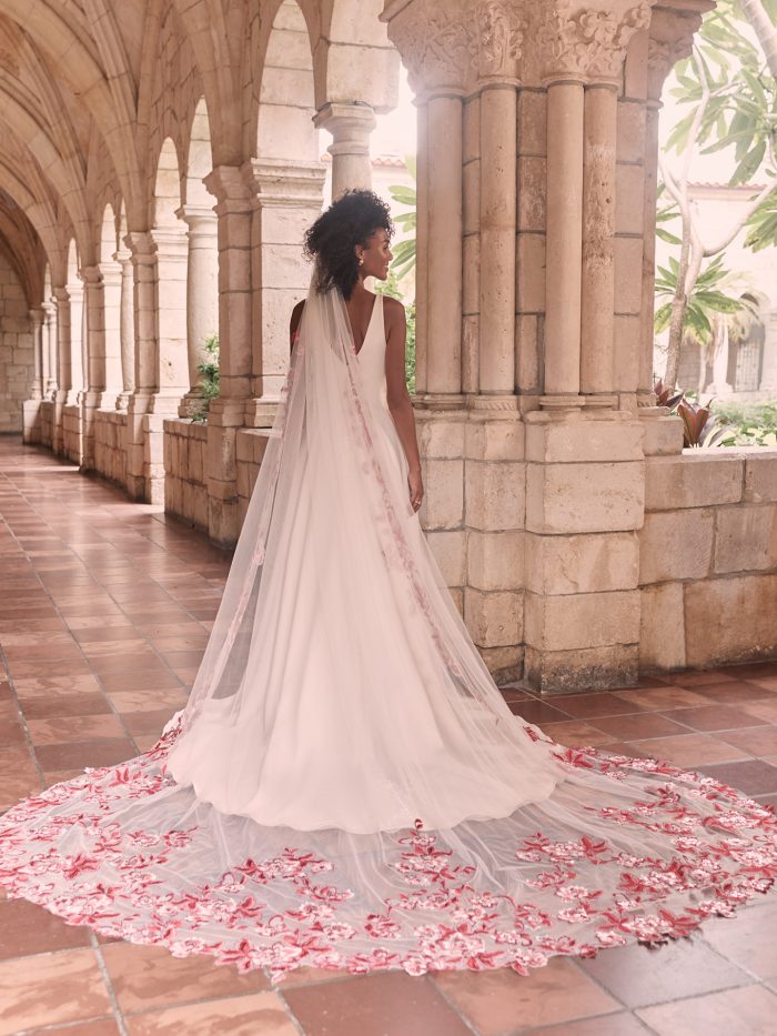 Vintage Wedding Veils: Timeless Elegance for Your Bridal Look