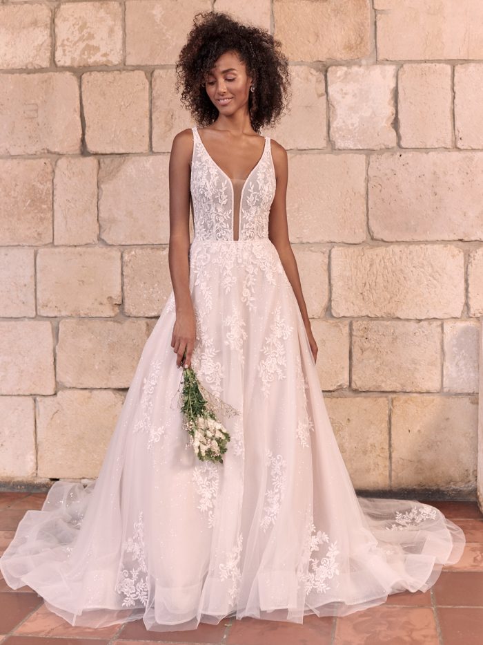 Best Wedding Dresses for Stunning Photos: 30 Gorgeous Styles