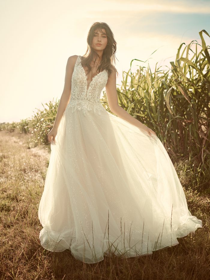 Best Wedding Dresses for Stunning Photos: 30 Gorgeous Styles
