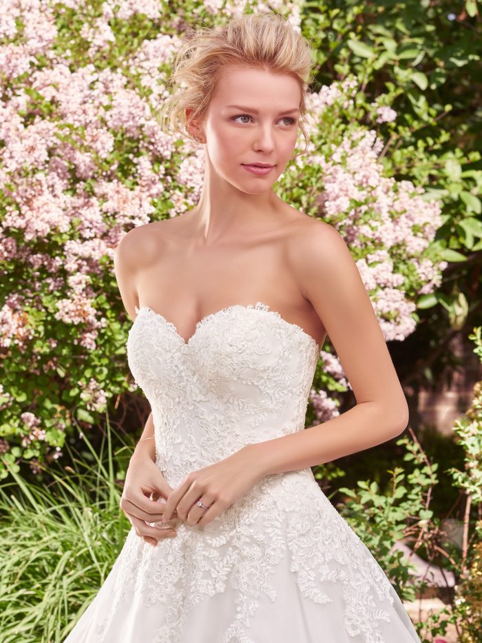 Charming Tea-Length Wedding Dresses for Intimate Weddings