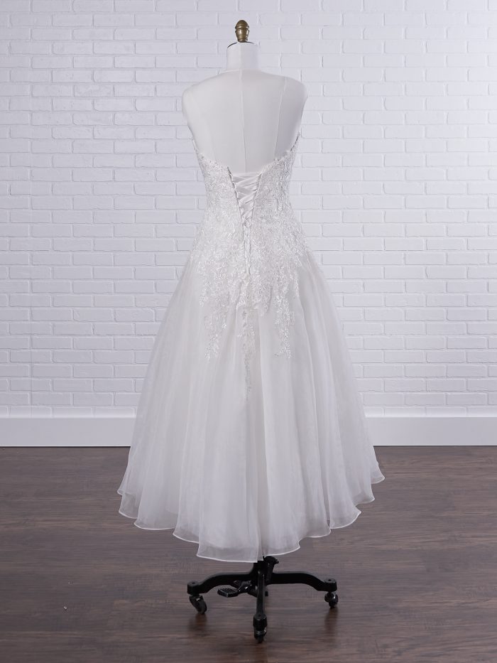 Charming Tea-Length Wedding Dresses for Intimate Weddings