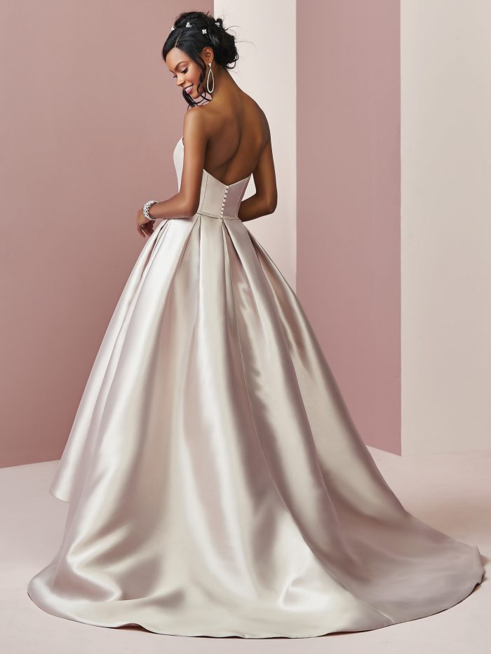Charming Tea-Length Wedding Dresses for Intimate Weddings