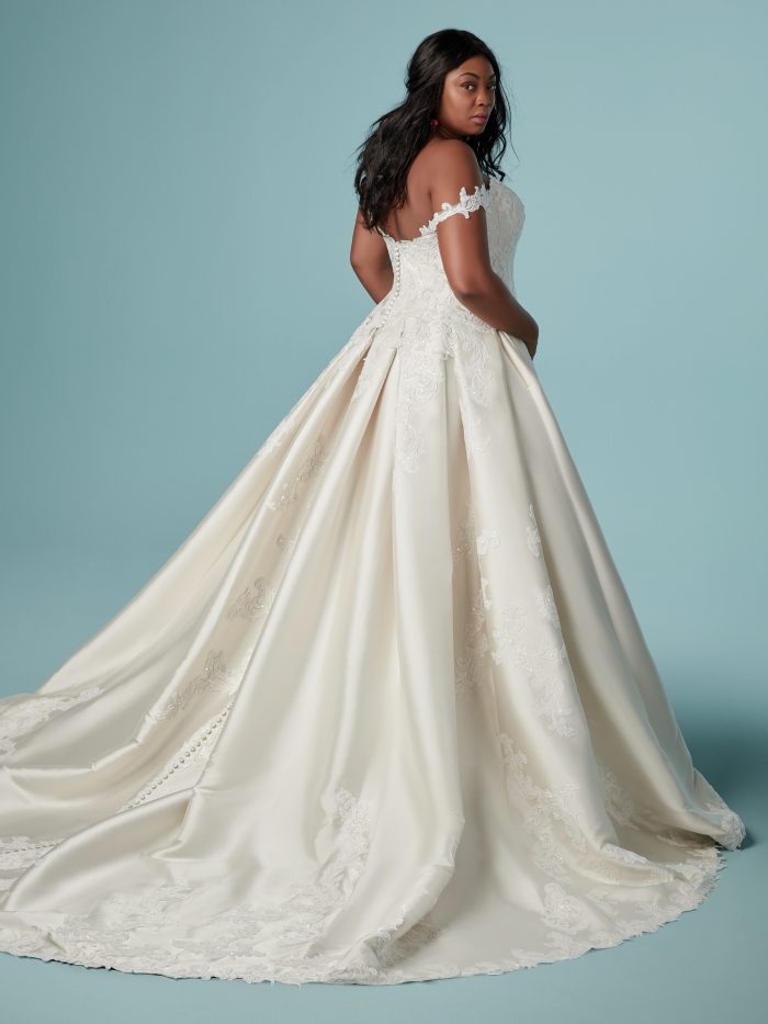 Plus Size Off-the-Shoulder Wedding Dresses | Elegant & Flattering Styles