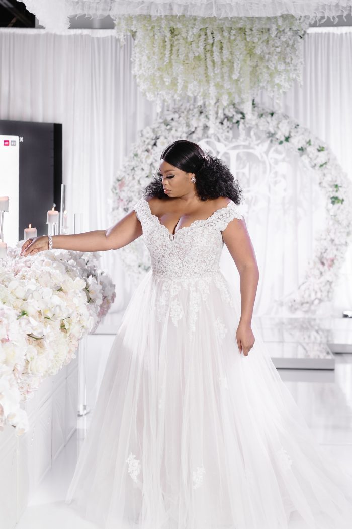 Plus Size Off-the-Shoulder Wedding Dresses | Elegant & Flattering Styles