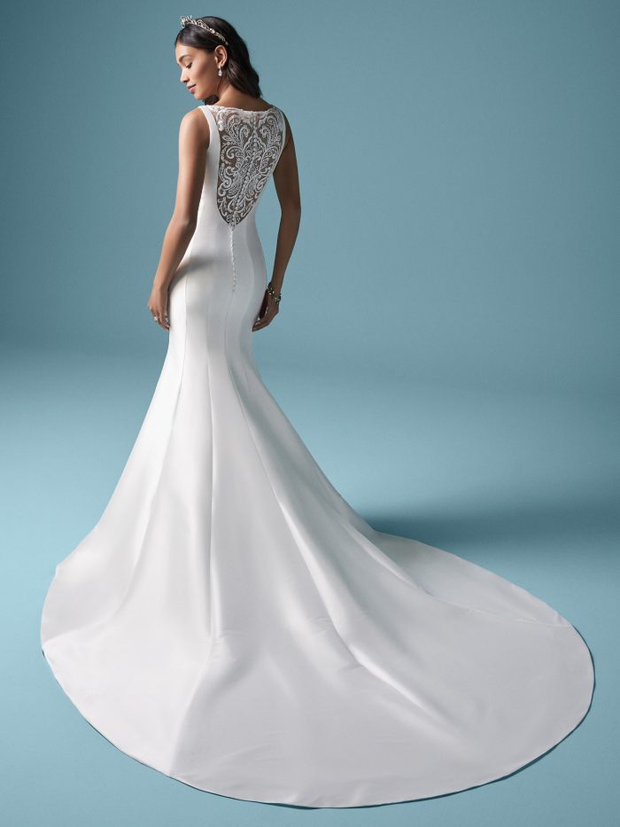 Statement Back Wedding Dresses: 11 Dramatic Gowns for the Modern Bride