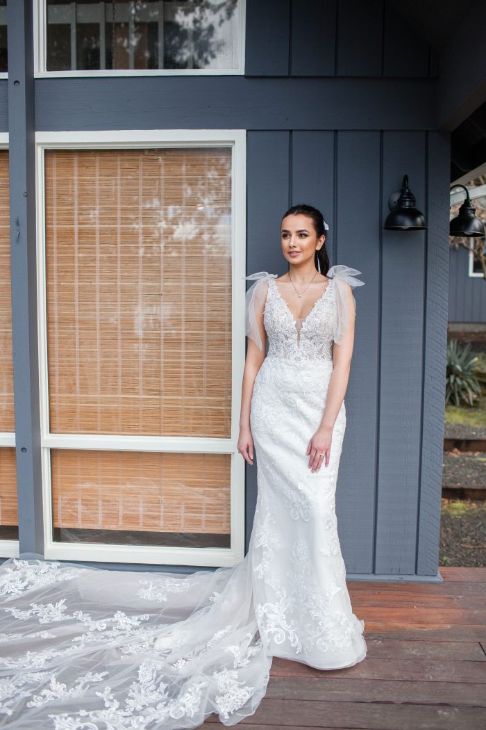 Ocean-Inspired Beach Wedding Ideas | Dress, Decor & More