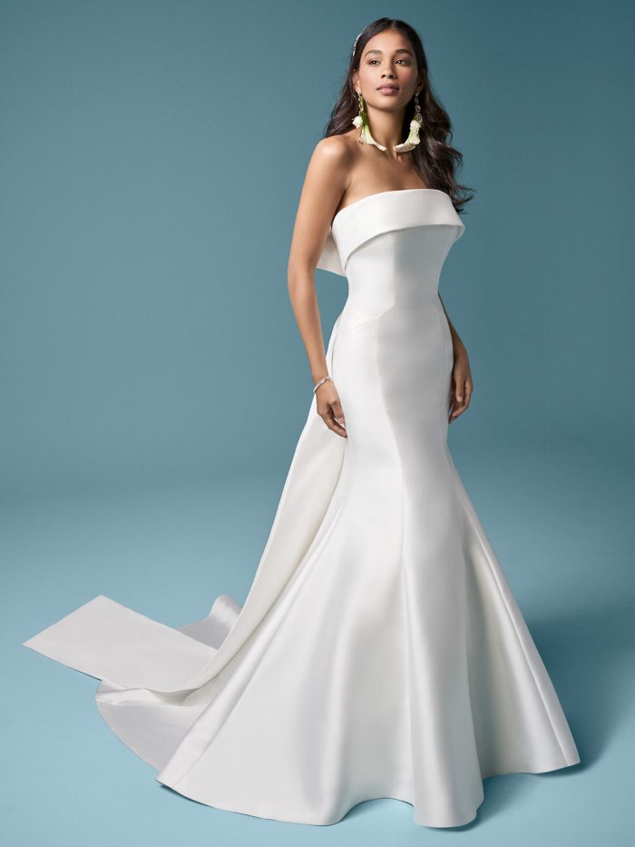 Destination Elopement Dresses: 11 Romantic Styles for Your Mini-Wedding