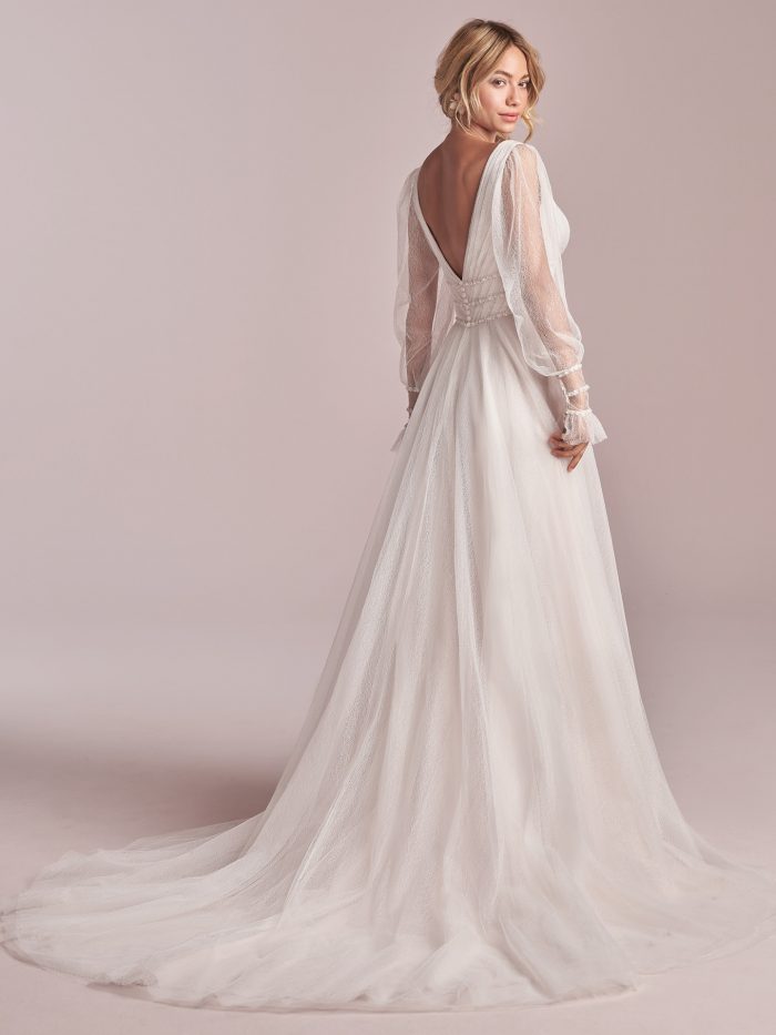 Destination Elopement Dresses: 11 Romantic Styles for Your Mini-Wedding