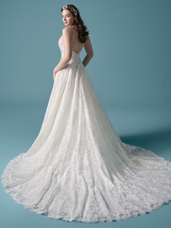 Lightweight Ball Gown Wedding Dresses for Warm Weather | [Brand Names]