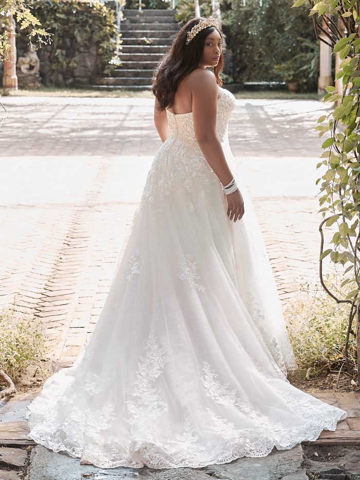 Lightweight Ball Gown Wedding Dresses for Warm Weather | [Brand Names]