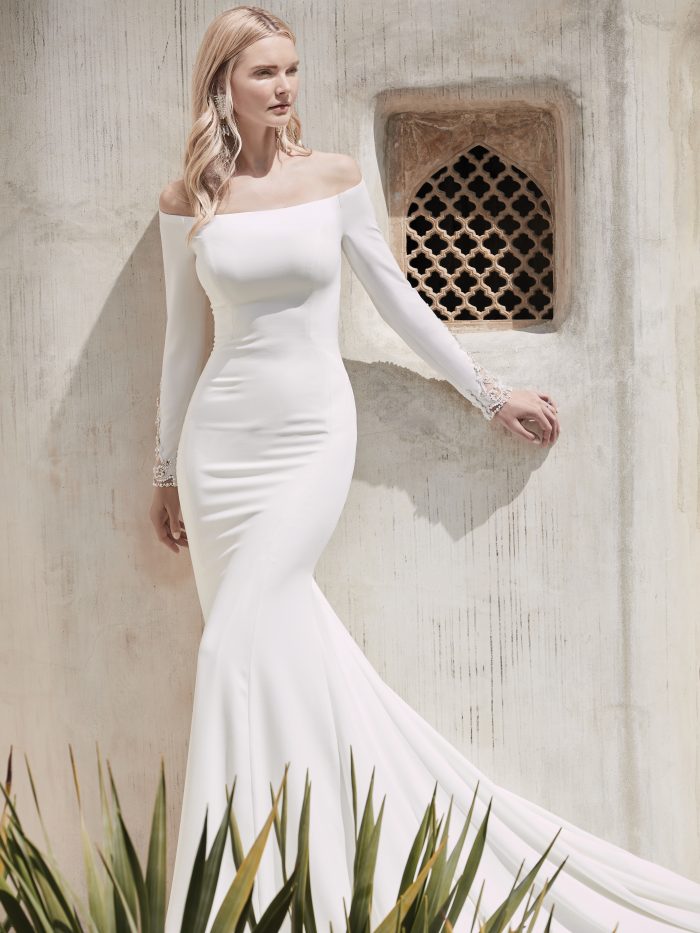 Minimalist Wedding Dresses: 7 Stunning & Simple Gowns
