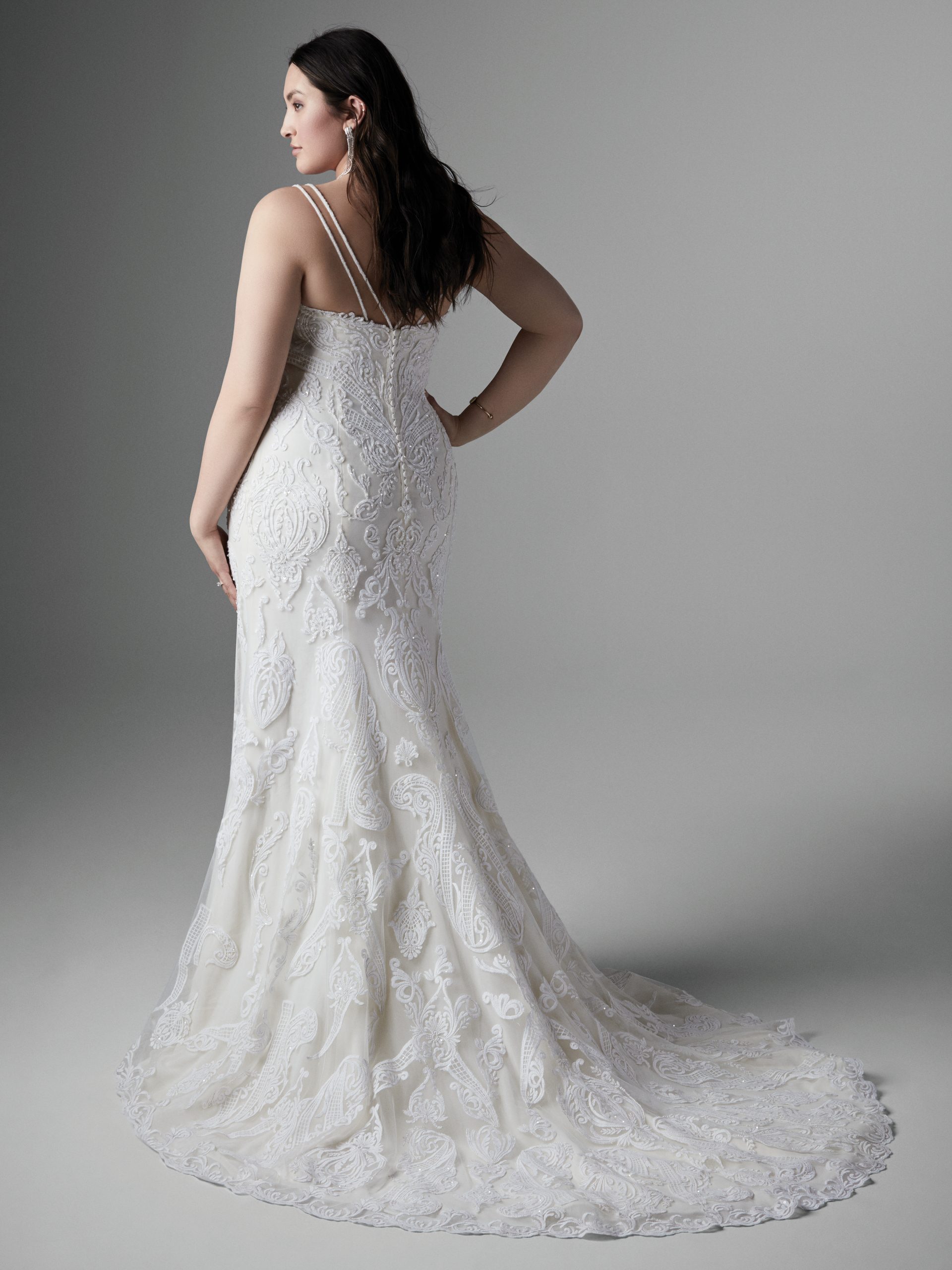Best Wedding Dresses for Curvy Figures | Expert Styling Tips