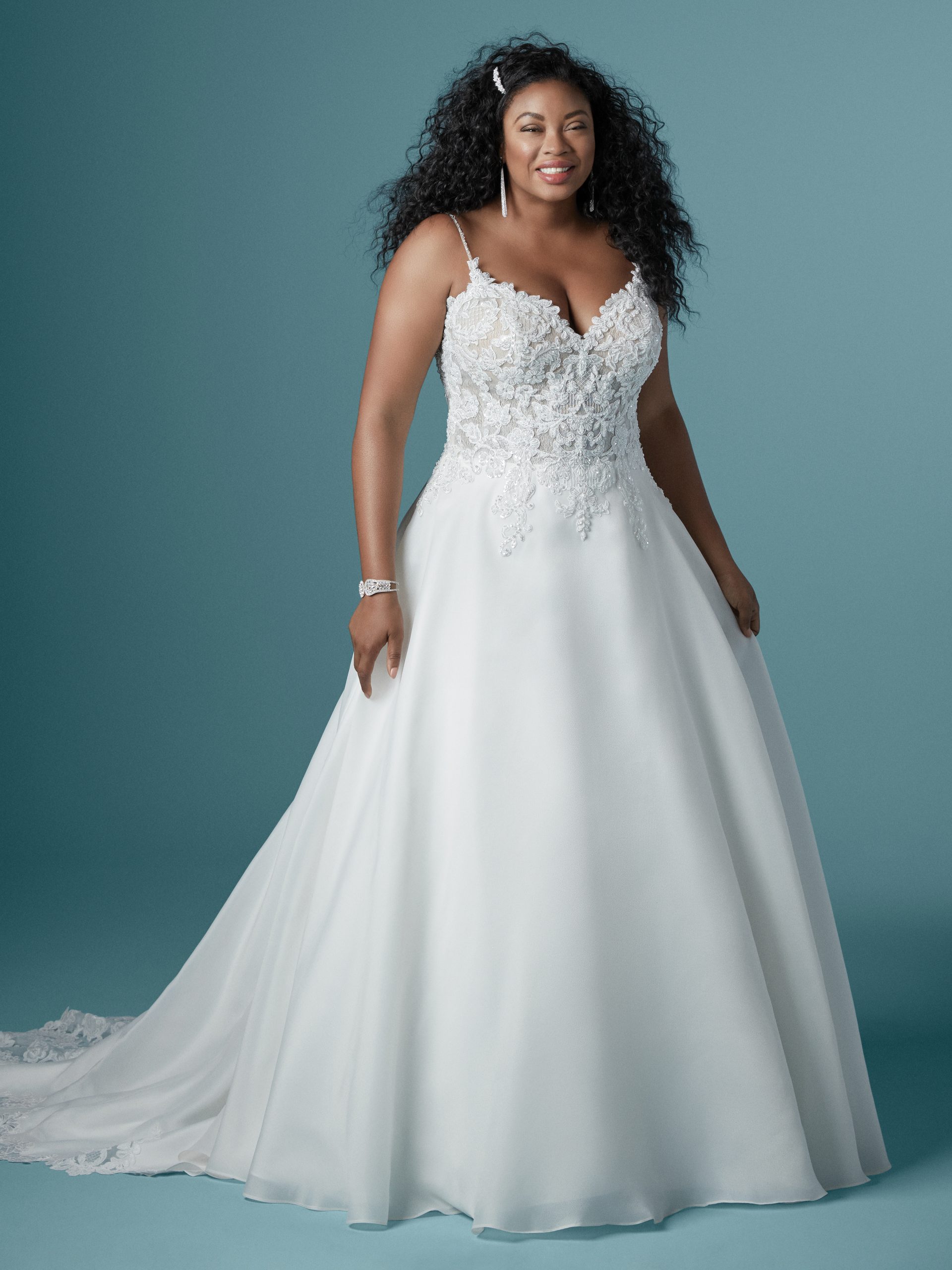 Best Wedding Dresses for Curvy Figures | Expert Styling Tips