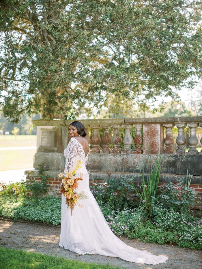 Elegant Garden Wedding Dresses: Style Inspiration & Trends