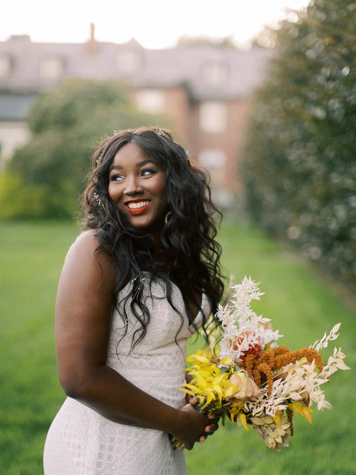 Elegant Garden Wedding Dresses: Style Inspiration & Trends