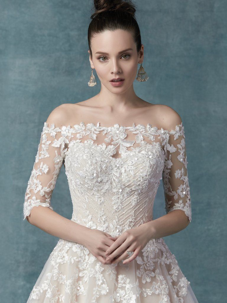 Vintage Geometric Wedding Dresses | Timeless Elegance