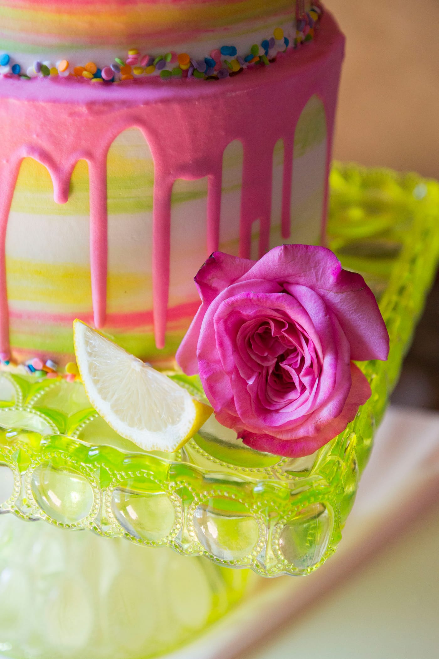 Confetti Wedding Styled Shoot: Vibrant & Modern Wedding Inspiration