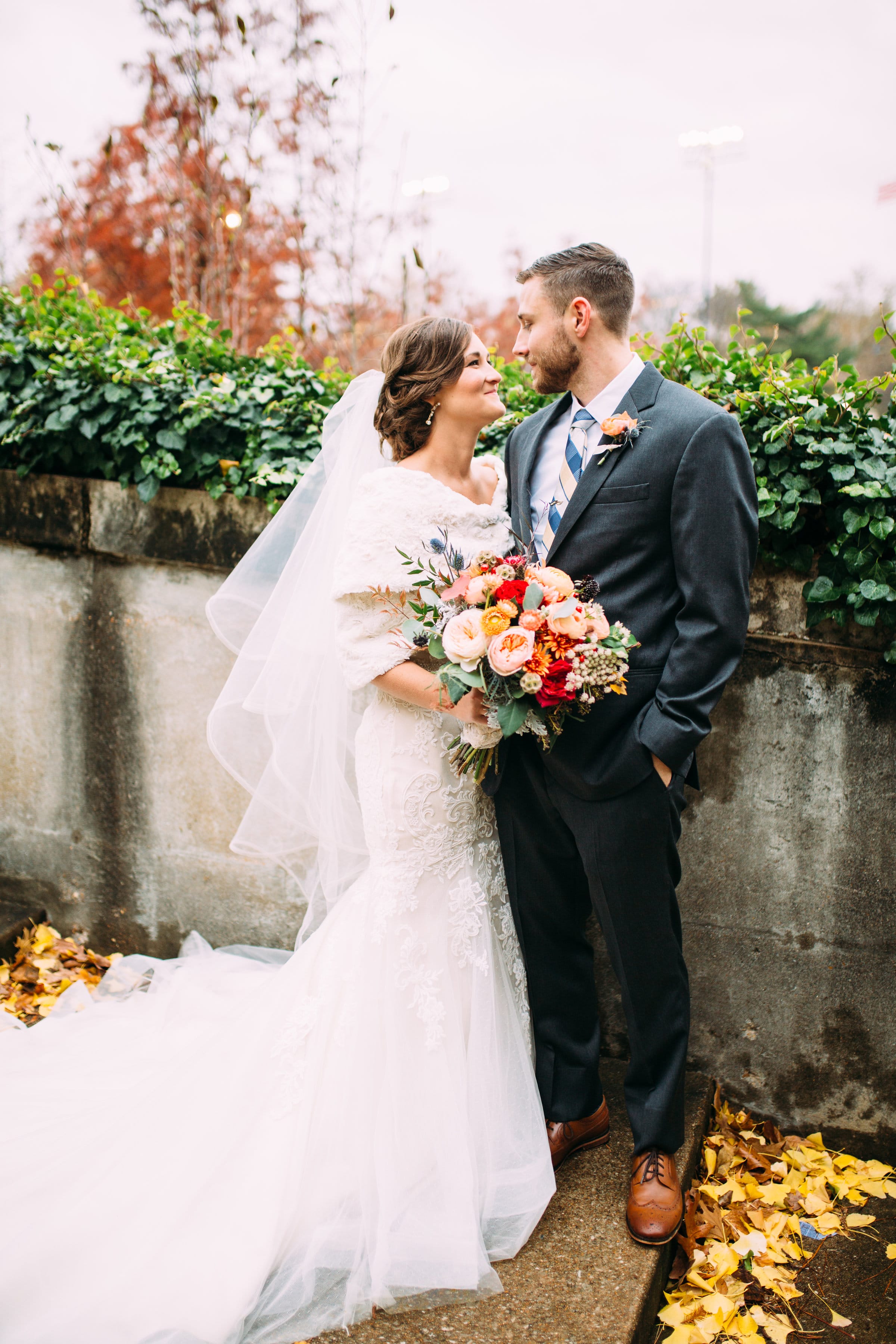 Cozy Fall Wedding: Bringing Romance & Fun to Life