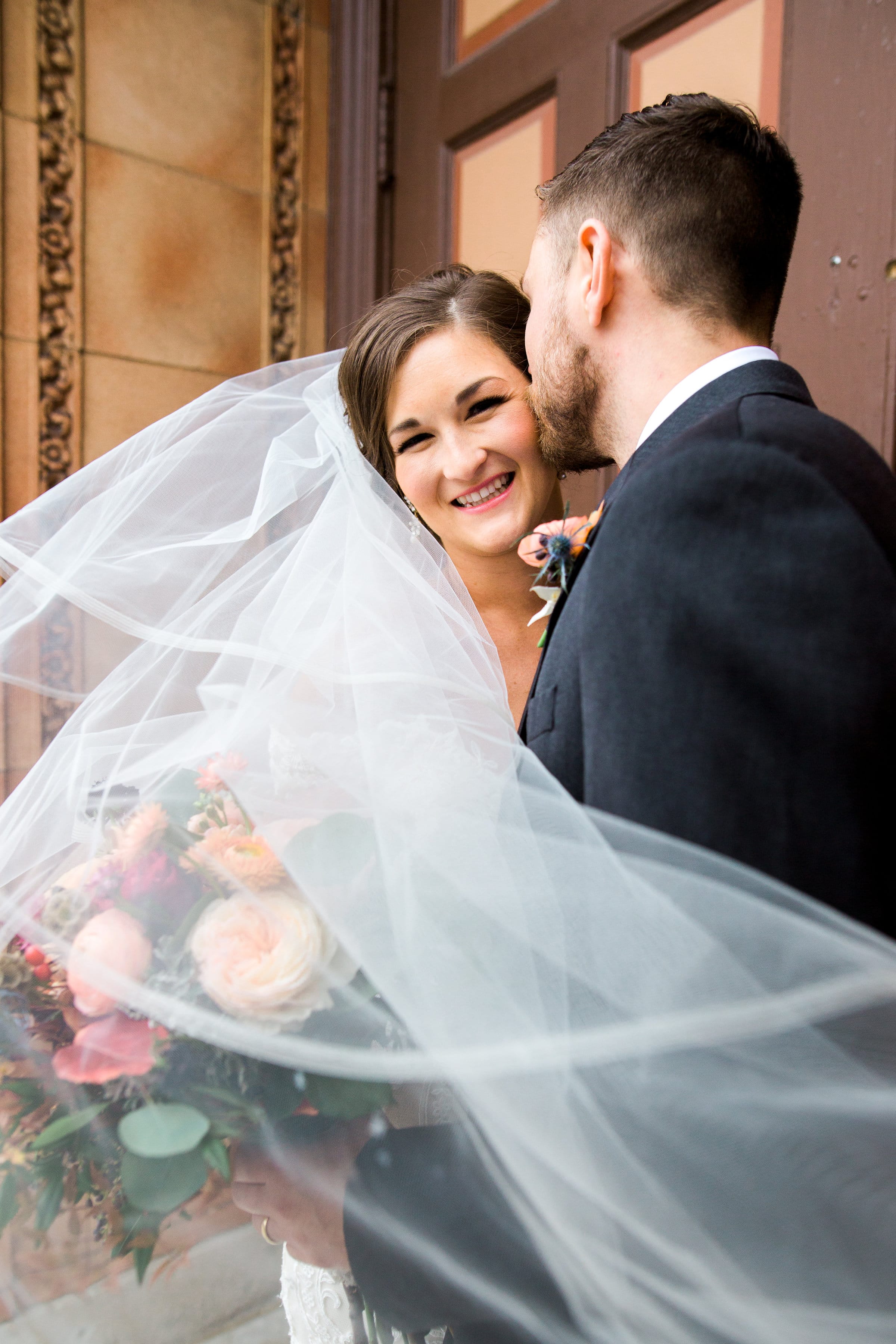 Cozy Fall Wedding: Bringing Romance & Fun to Life