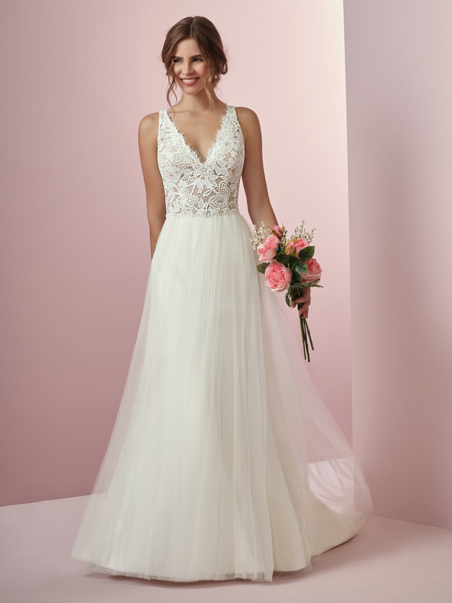 Boho Wedding Dresses: 10 Relaxed & Affordable Styles by Rebecca Ingram