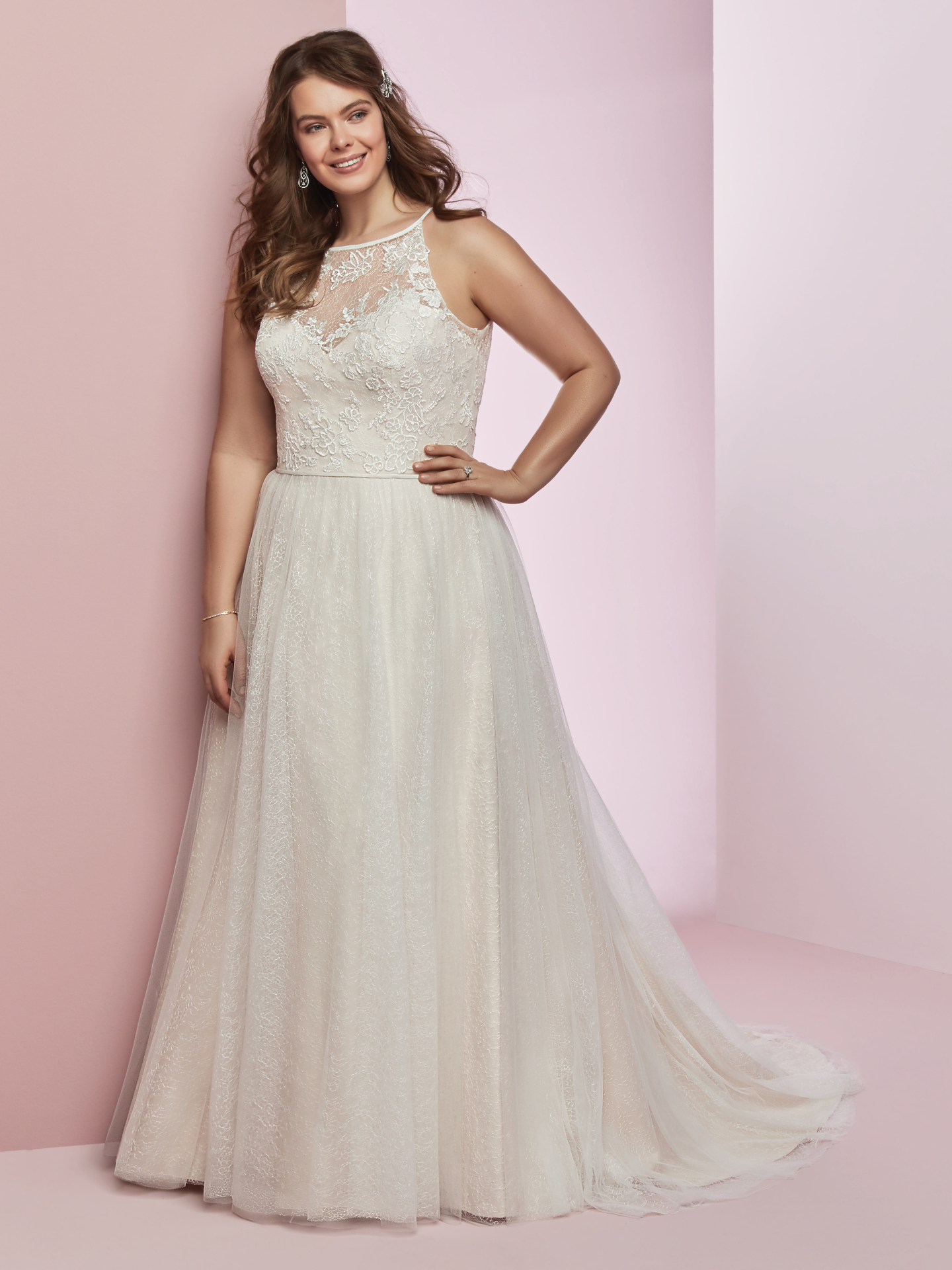 Boho Wedding Dresses: 10 Relaxed & Affordable Styles by Rebecca Ingram