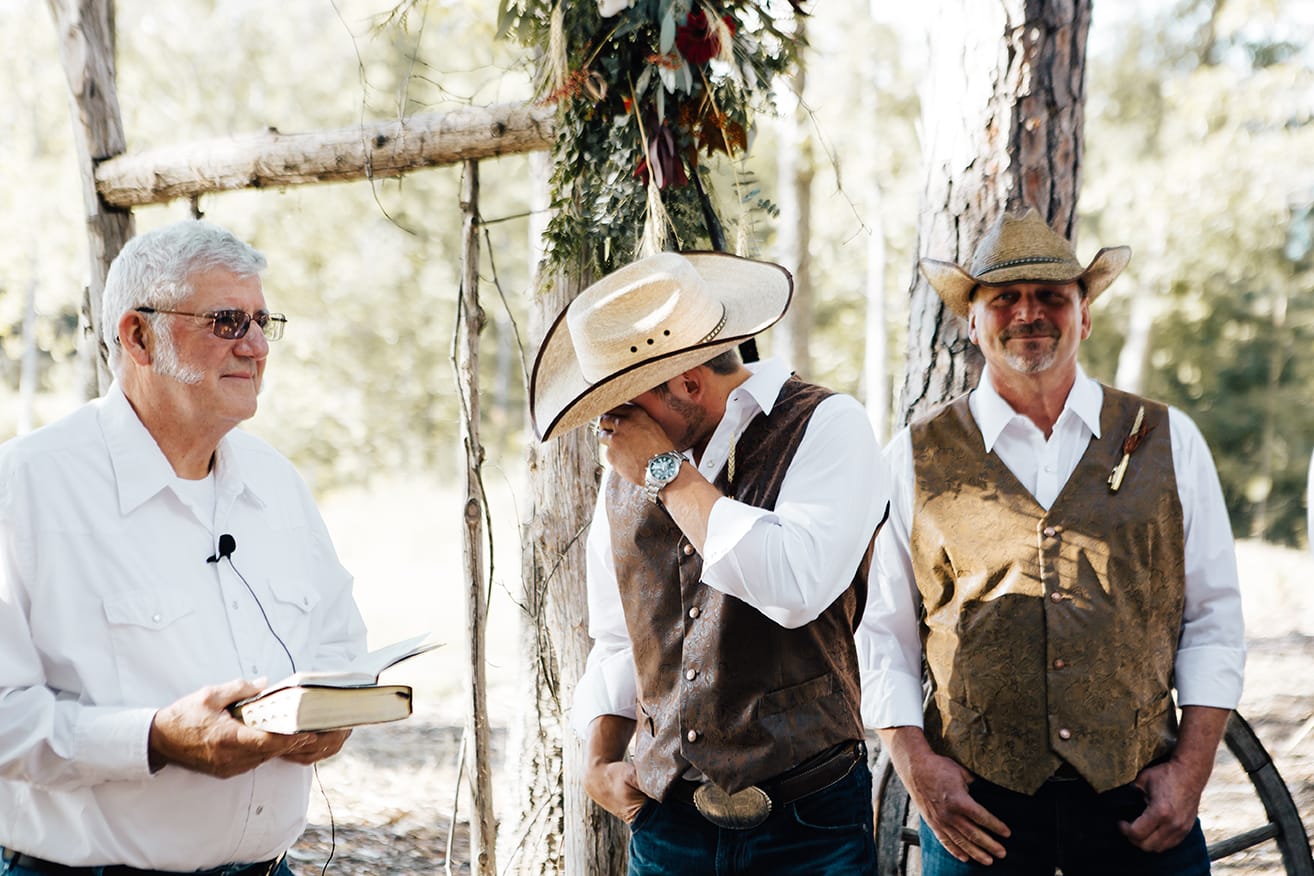 Lakeside Rustic Wedding Inspiration | Country Chic Details