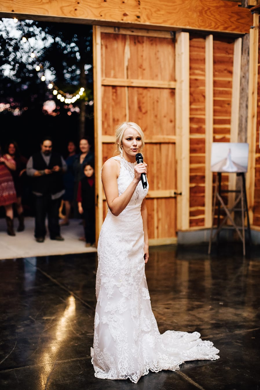 Lakeside Rustic Wedding Inspiration | Country Chic Details
