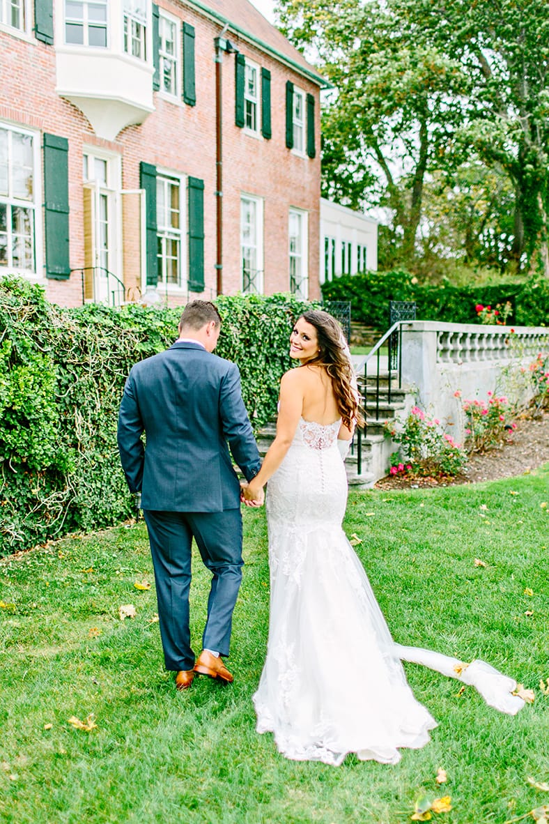 Chic Brunch Wedding Inspiration: Soft Lace Gown & Wedding Pup