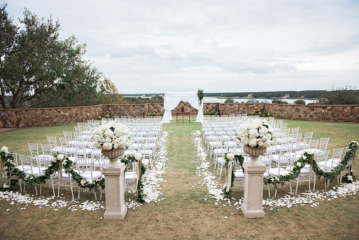 Elegant Country Club Wedding: Modern Princess Bridal Look