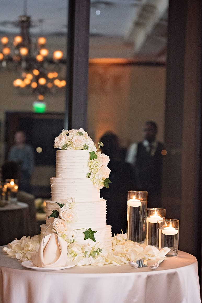Elegant Country Club Wedding: Modern Princess Bridal Look