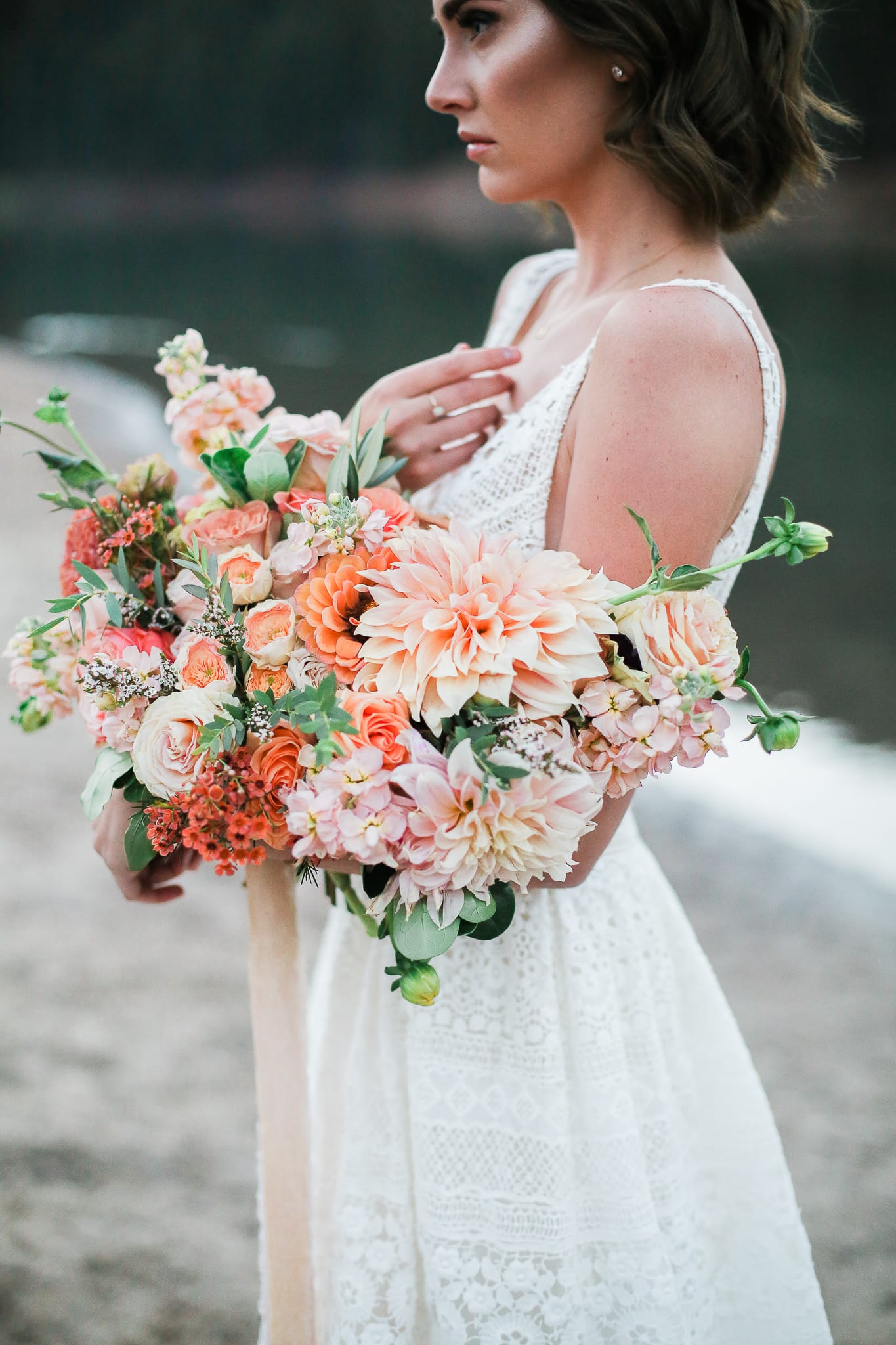 Boho Lakeside Elopement: Wedding Inspiration & Chic Details