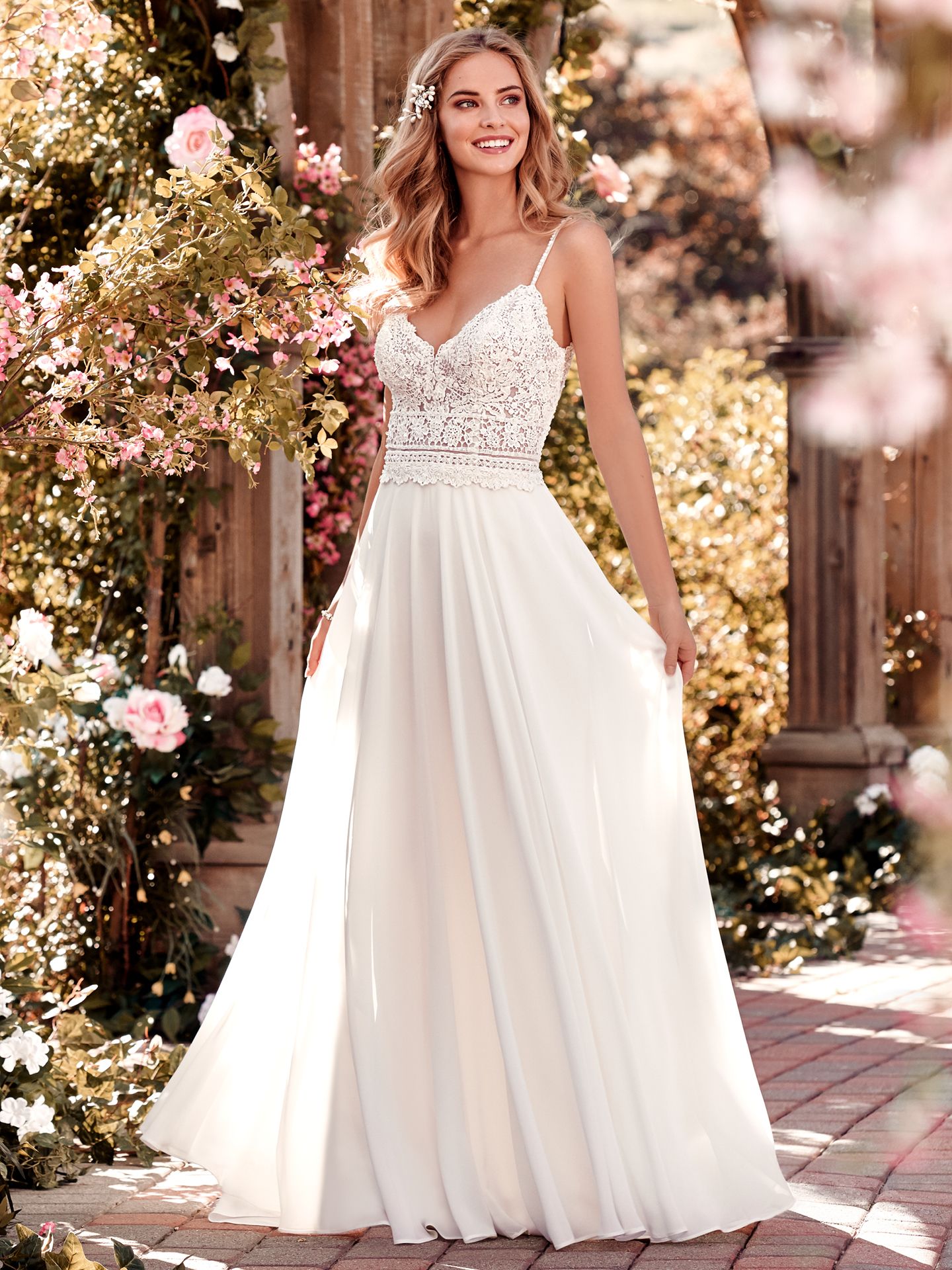 2018 Wedding Dress Trends: Romantic & Modern Bridal Styles