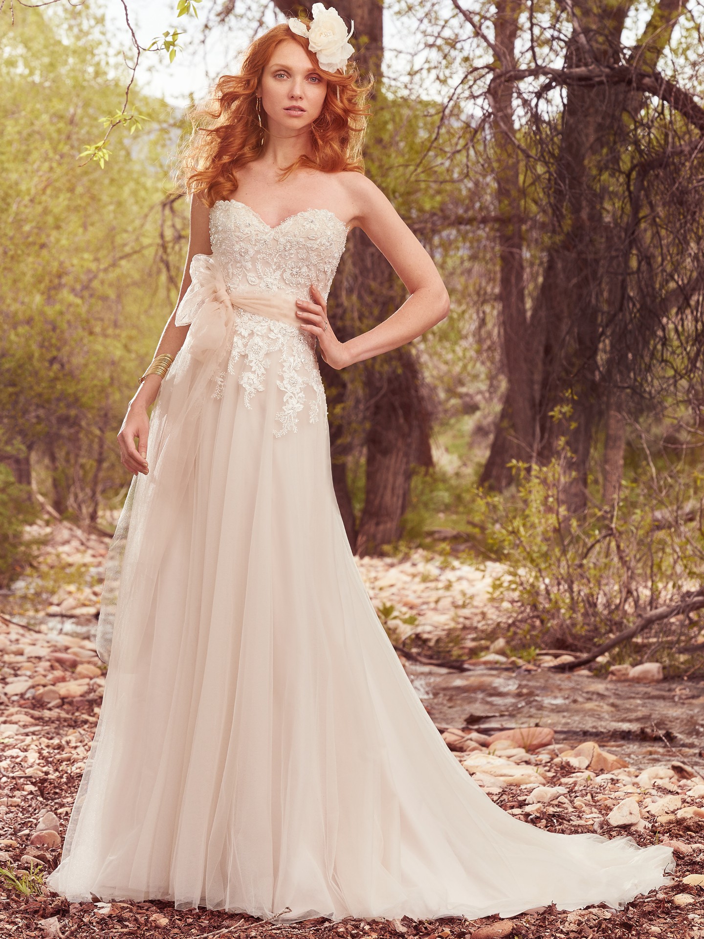 2018 Wedding Dress Trends: Romantic & Modern Bridal Styles