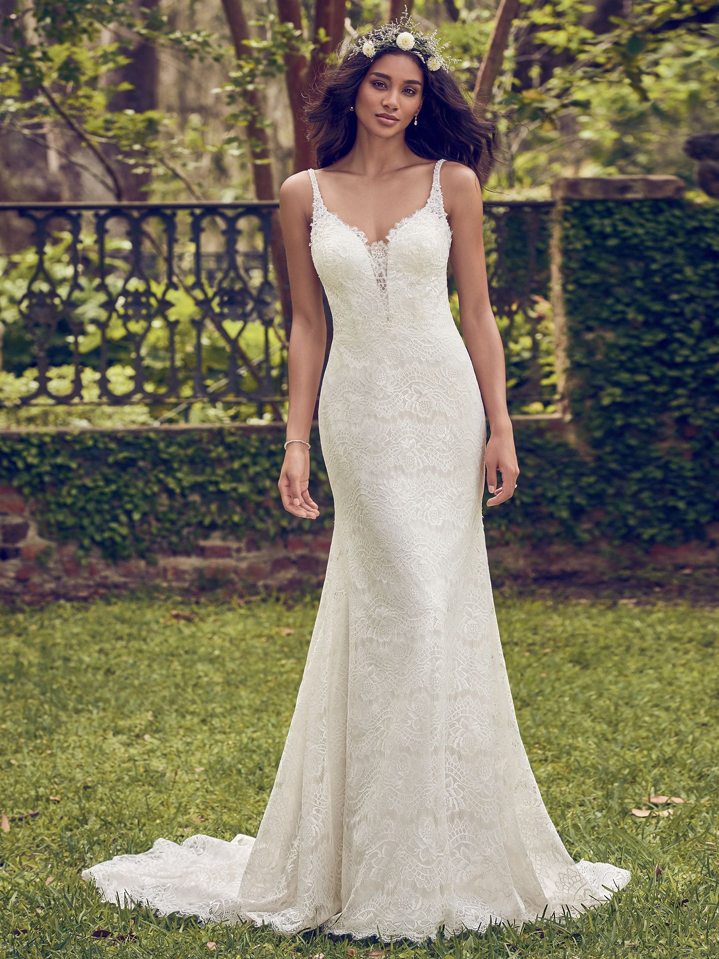 2018 Wedding Dress Trends: Romantic & Modern Bridal Styles