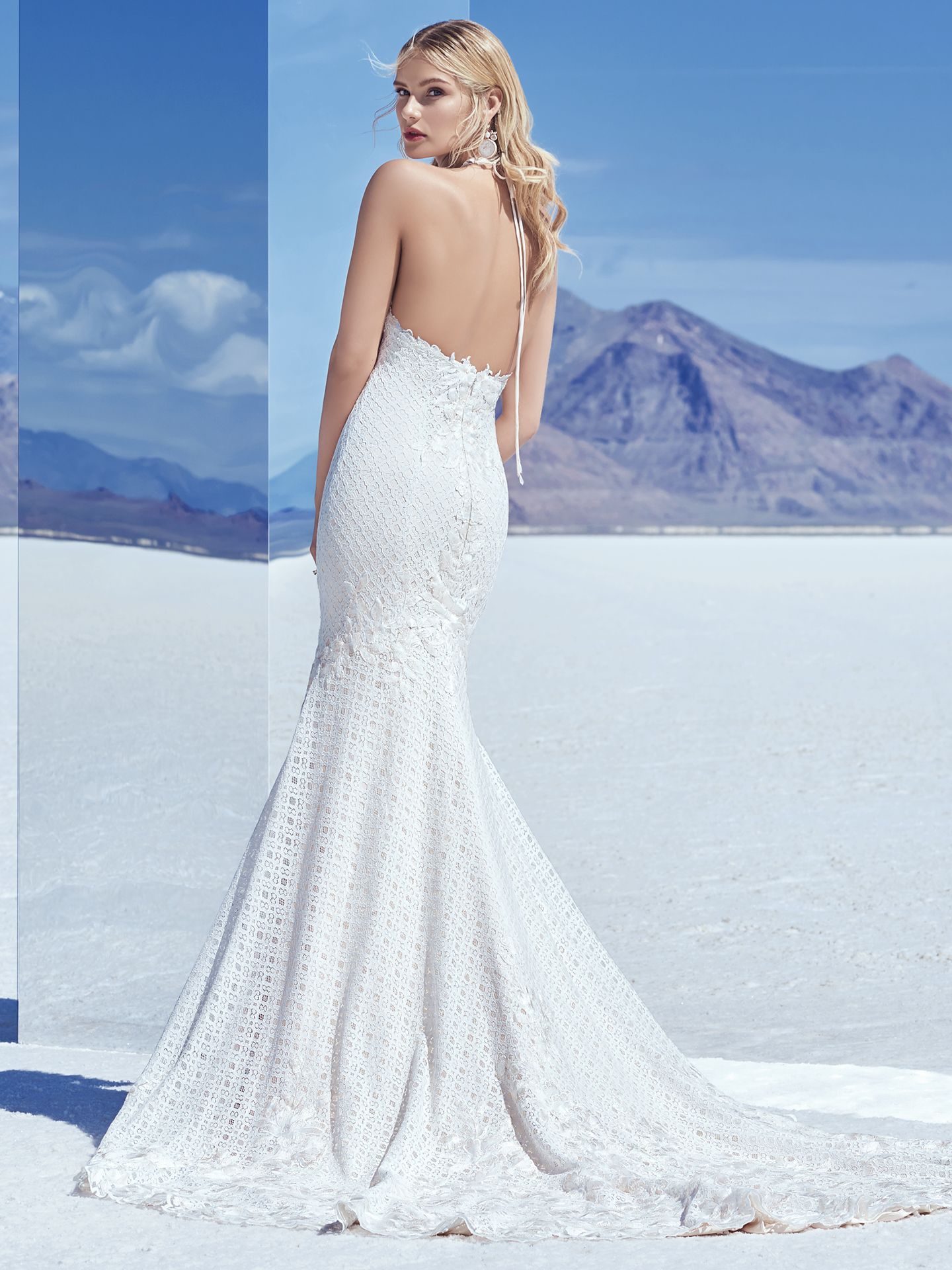 2018 Wedding Dress Trends: Romantic & Modern Bridal Styles