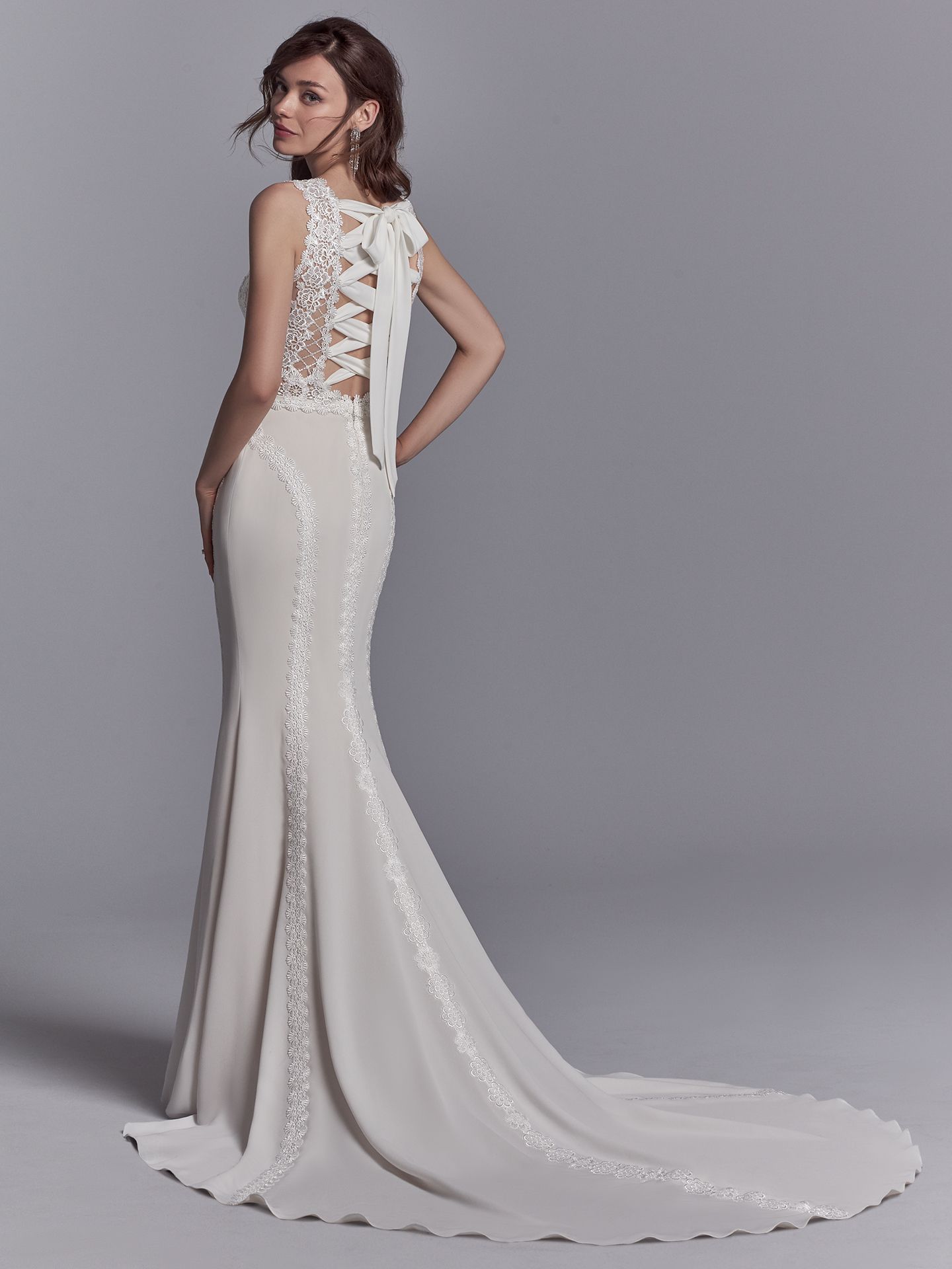 2018 Wedding Dress Trends: Romantic & Modern Bridal Styles