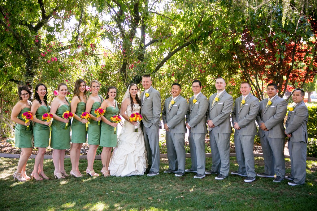 Groomsmen Wedding Checklist: Tasks & Responsibilities