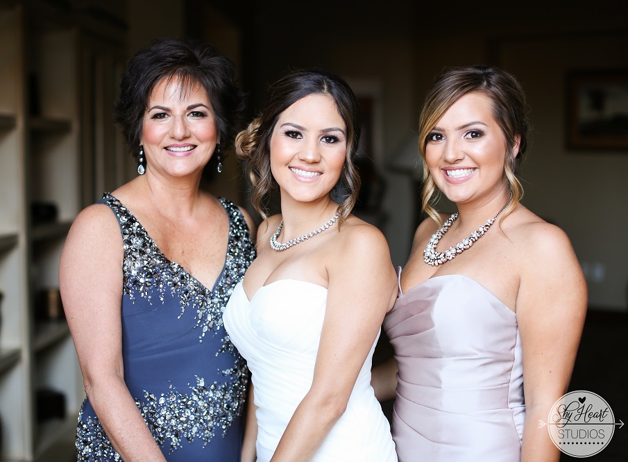 Mother of the Bride Wedding Planning Checklist: Essential Tasks & Support