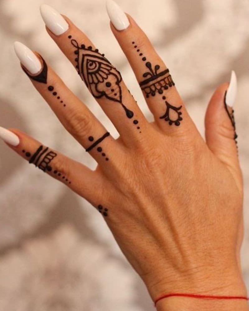 Latest Finger Mehndi Designs: 9 Unique & Trending Styles