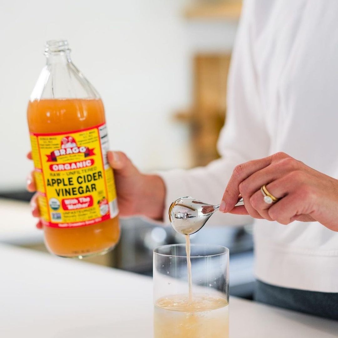 Apple Cider Vinegar for Hair: Benefits & How-To Guide