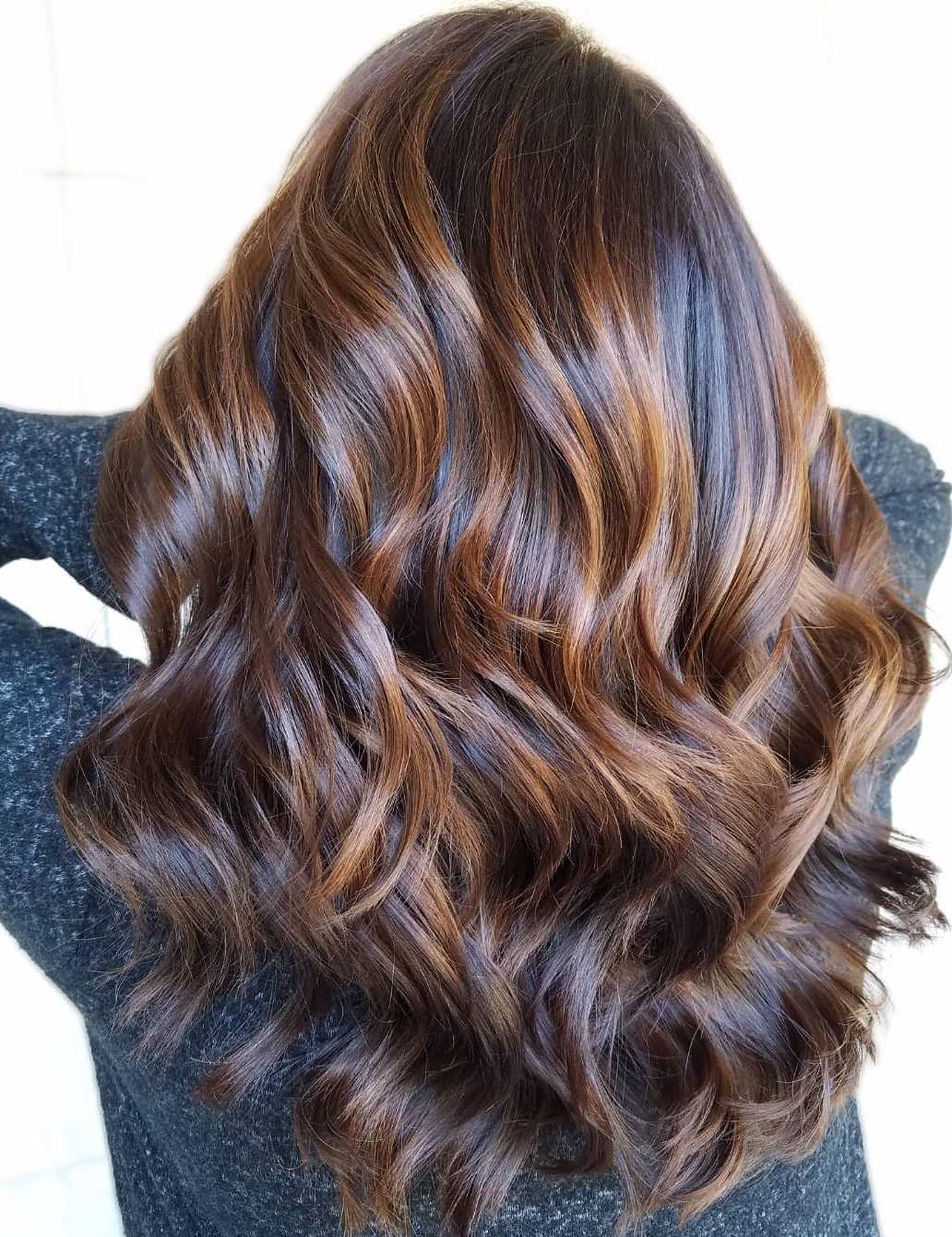 Hair Gloss vs. Glaze: Which Treatment Restores Shine & Health?