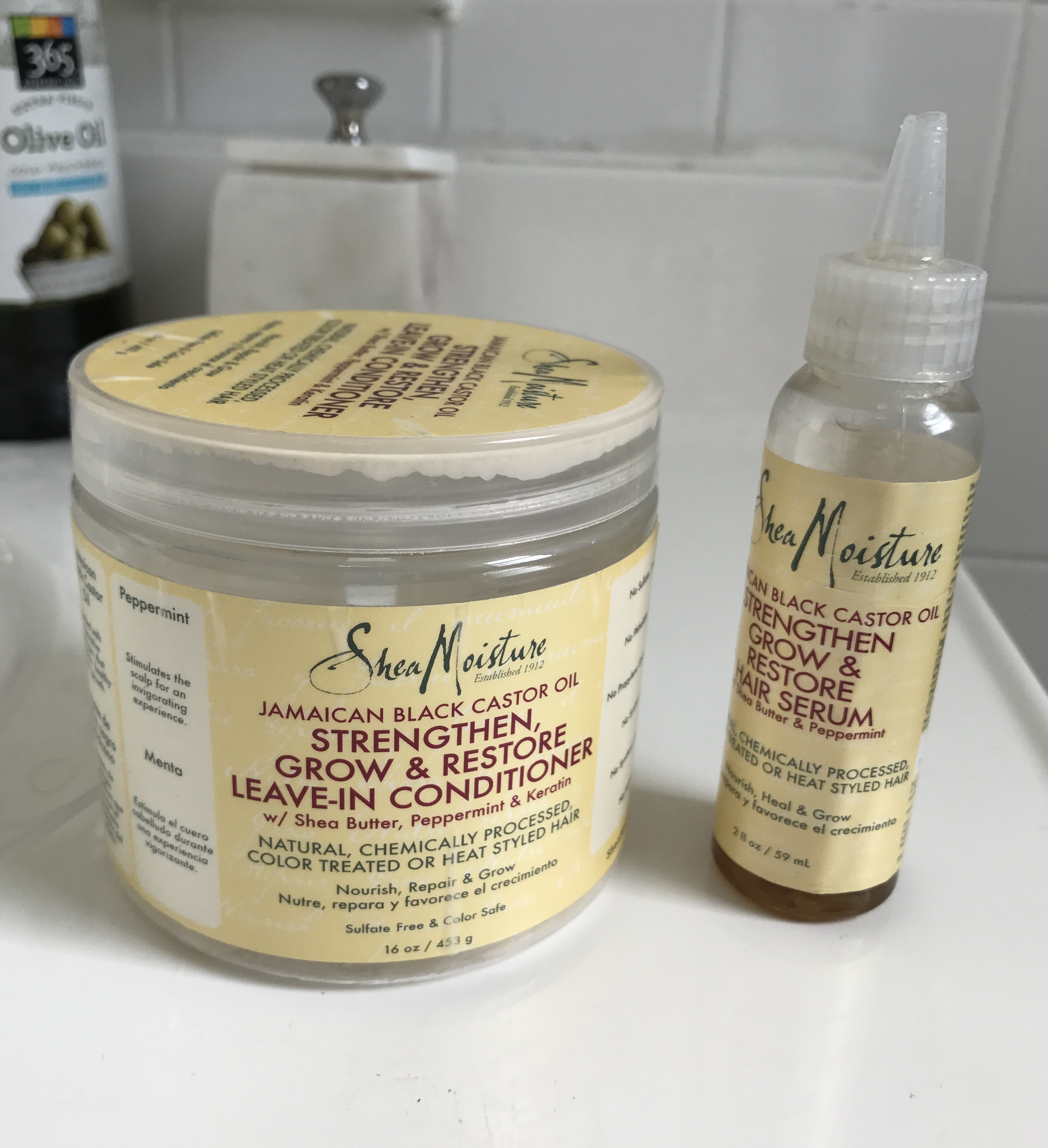 Jamaican Black Castor Oil: Deep Hydration for Curly & Kinky Hair