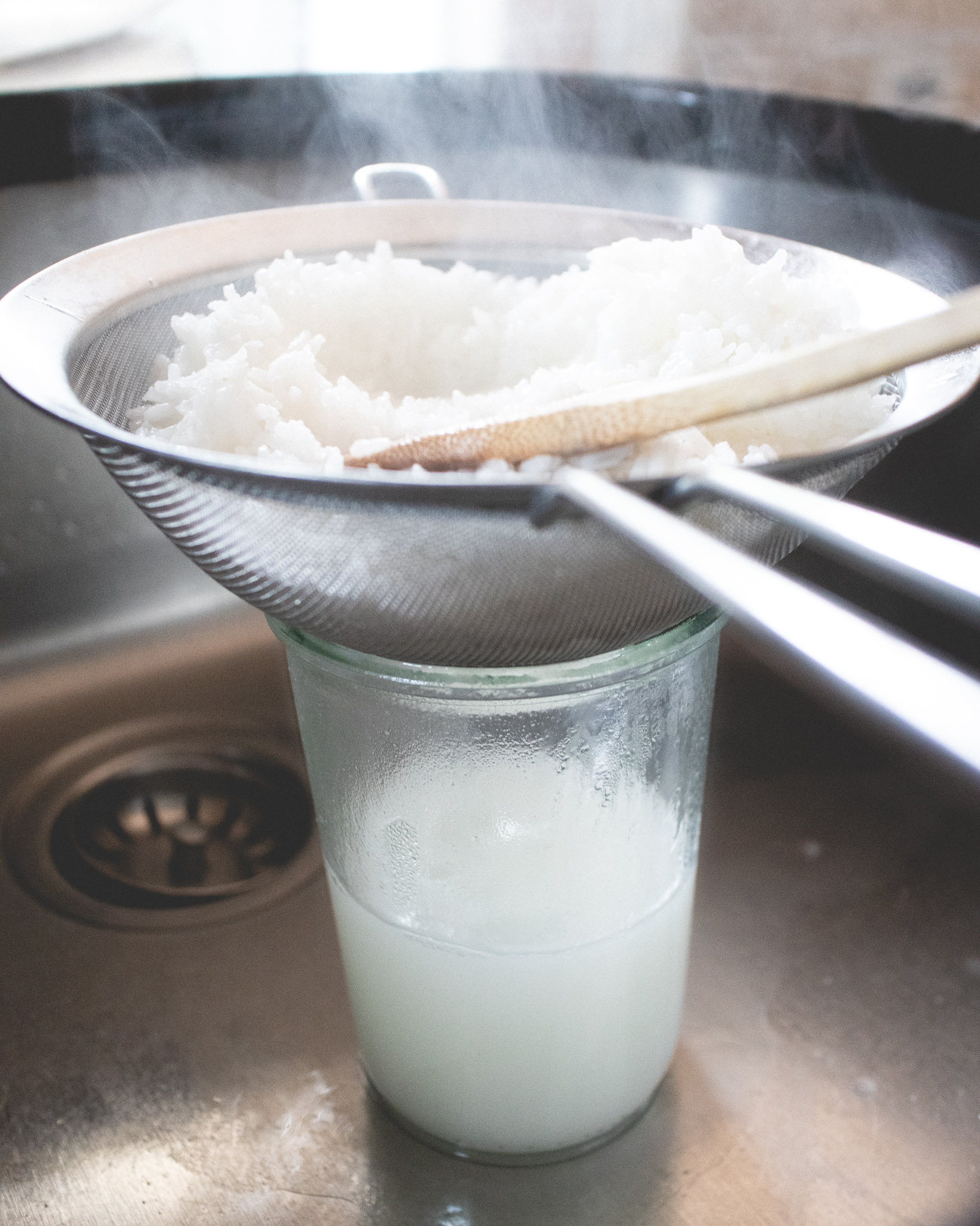 Rice Water Rinse: DIY Recipe & Benefits for Strong, Shiny Hair