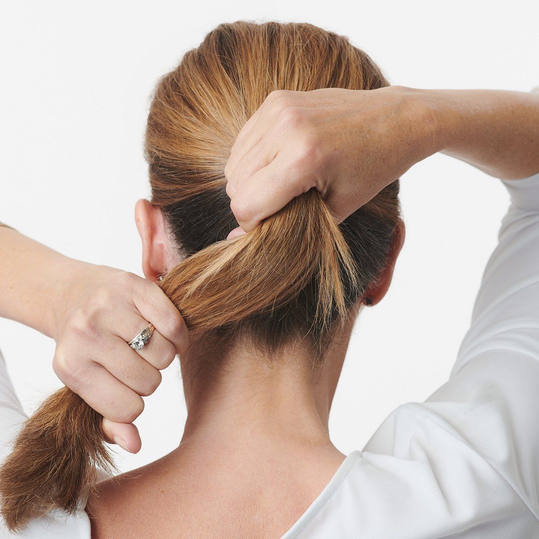 Understanding Hair Changes with Age: Causes & Solutions
