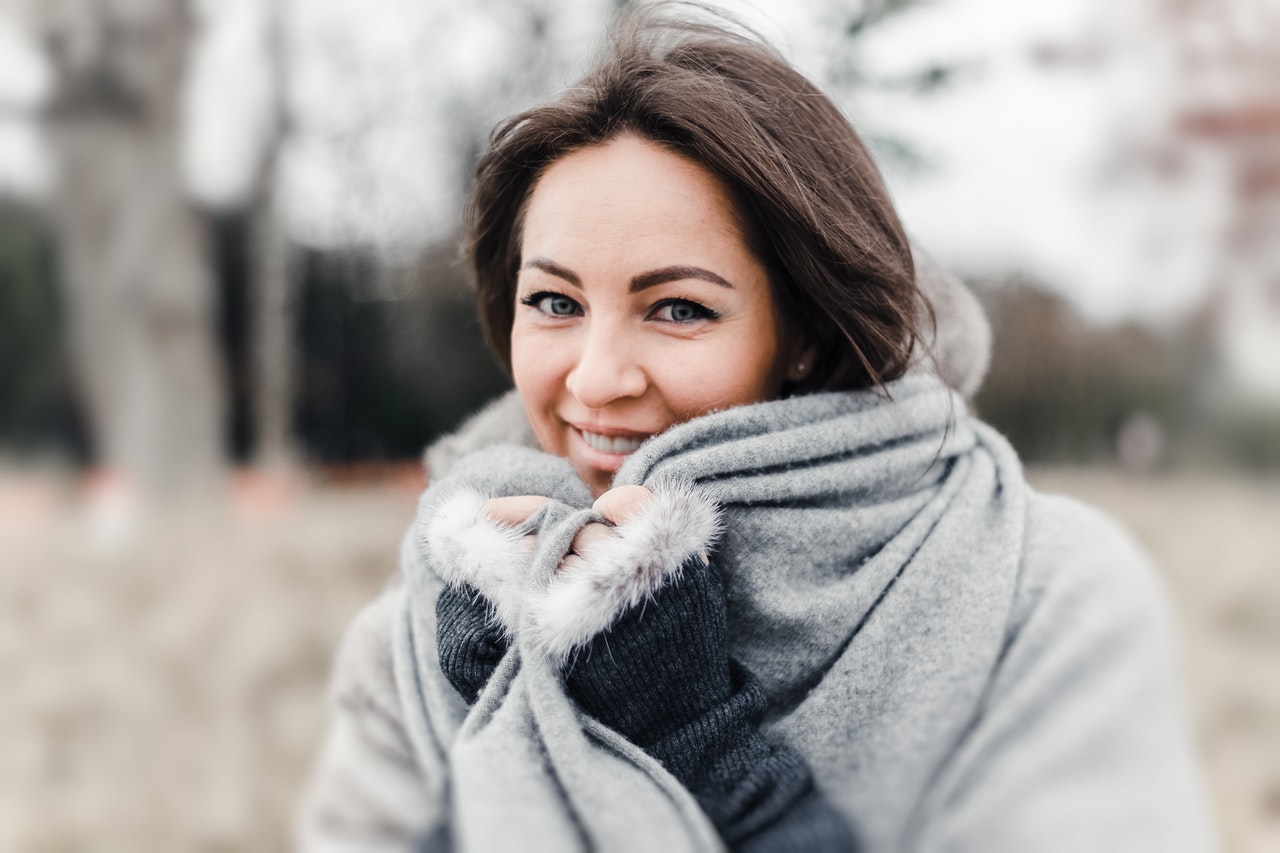 Winter Hair Care: 10 Expert Tips for Hydrated, Healthy Hair