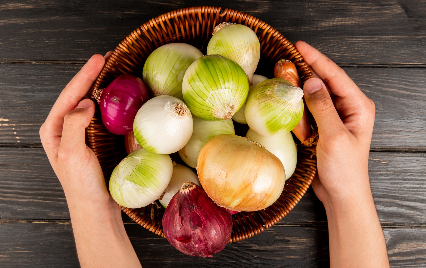 Onion Juice for Hair Growth: Benefits, How-To & Expected Results