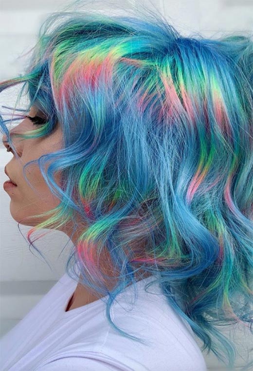 Holographic Hair Color: Stunning Ideas & Inspiration